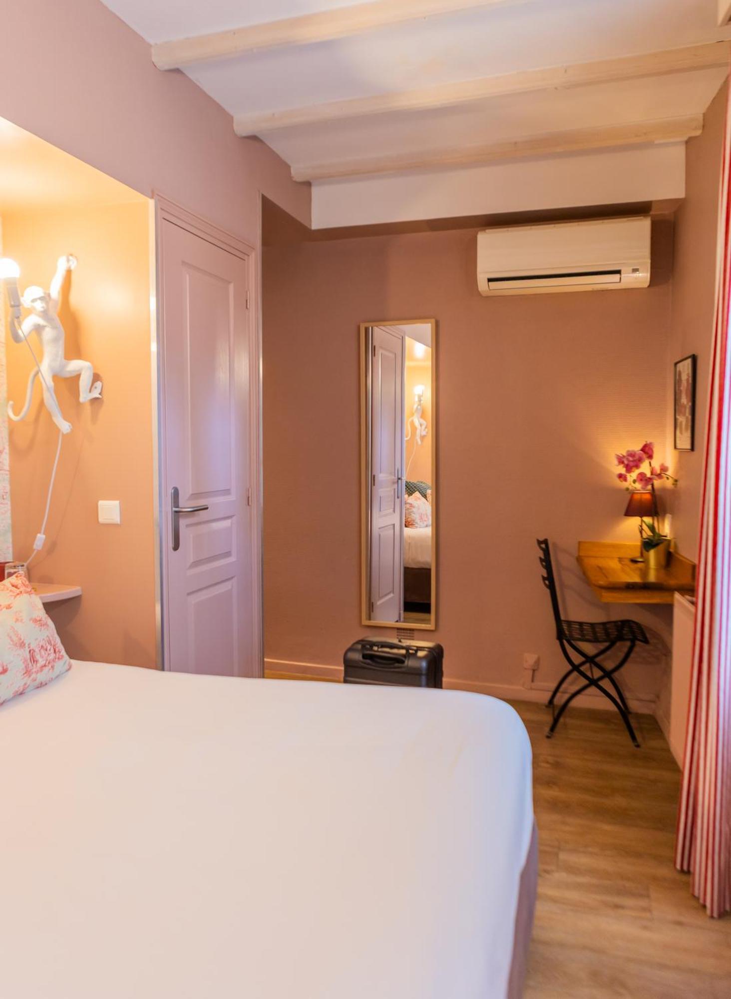 Hotel Garlande Centre 3*